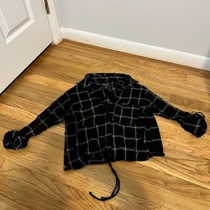 Abercrombie & Fitch cropped button down